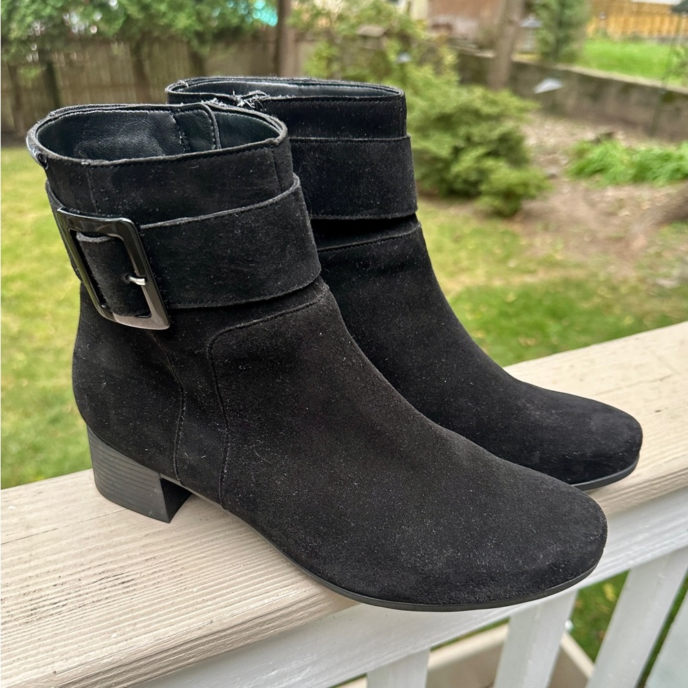 Mephisto suede ankle booties